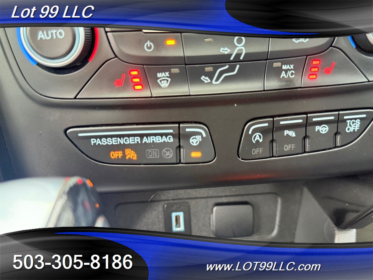 2019 Ford Escape Titanium AWD 113k NEW TIRES Htd Leather Pano Navi  Backup Camera Parking Sensors 27MPG - Photo 27 - Milwaukie, OR 97267