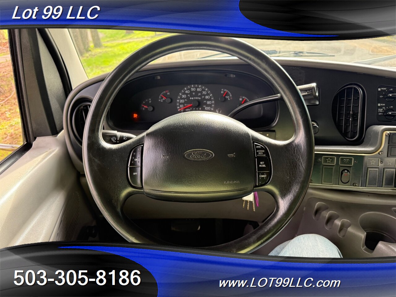 2002 Ford E-Series Van E350 SD 97k Miles 1-Owner 13 Passenger Shuttle Bus  Carrier Rear Air Conditioning Dually - Photo 27 - Milwaukie, OR 97267