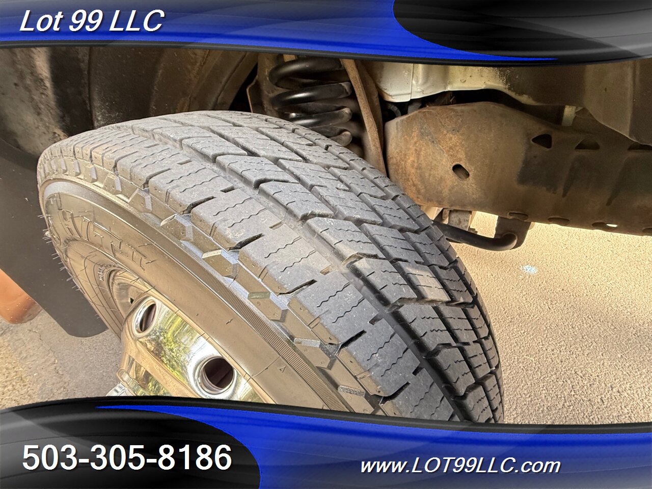 2002 Ford E-Series Van E350 SD 97k Miles 1-Owner 13 Passenger Shuttle Bus  Carrier Rear Air Conditioning Dually - Photo 49 - Milwaukie, OR 97267