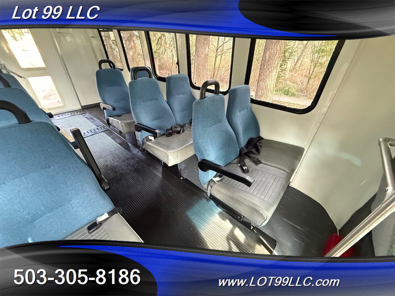 2002 Ford E-Series Van E350 SD 97k Miles 1-Owner 13 Passenger Shuttle Bus  Carrier Rear Air Conditioning Dually - Photo 16 - Milwaukie, OR 97267