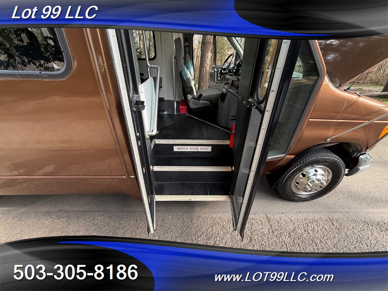 2002 Ford E-Series Van E350 SD 97k Miles 1-Owner 13 Passenger Shuttle Bus  Carrier Rear Air Conditioning Dually - Photo 35 - Milwaukie, OR 97267