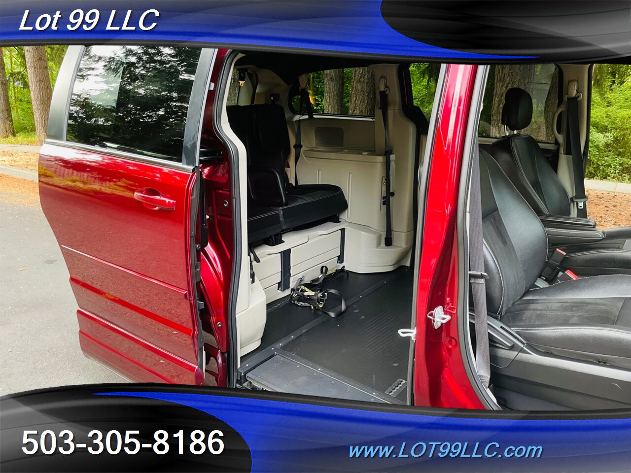 2017 Dodge Grand Caravan Wheel Chair Van 26k Leather DVD Lowered Floor   - Photo 38 - Milwaukie, OR 97267