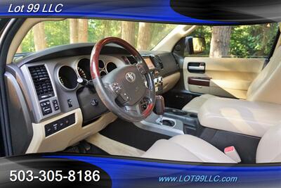 2011 Toyota Sequoia Platinum 4X4 V8 GPS Heated Leather MOON 3 ROW   - Photo 12 - Milwaukie, OR 97267