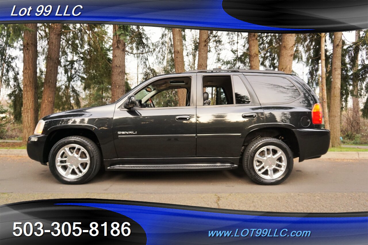 2009 GMC Envoy Denali AWD V8 5.3L Heated Leather Moon Roof   - Photo 1 - Milwaukie, OR 97267