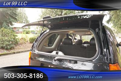 2009 GMC Envoy Denali AWD V8 5.3L Heated Leather Moon Roof   - Photo 15 - Milwaukie, OR 97267