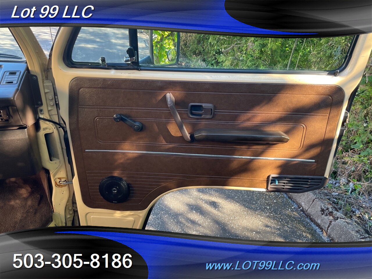 1981 Volkswagen Bus/Vanagon L w/ Sink-NEW BED NEW UPHOLSTERY 173k Miles   - Photo 32 - Milwaukie, OR 97267