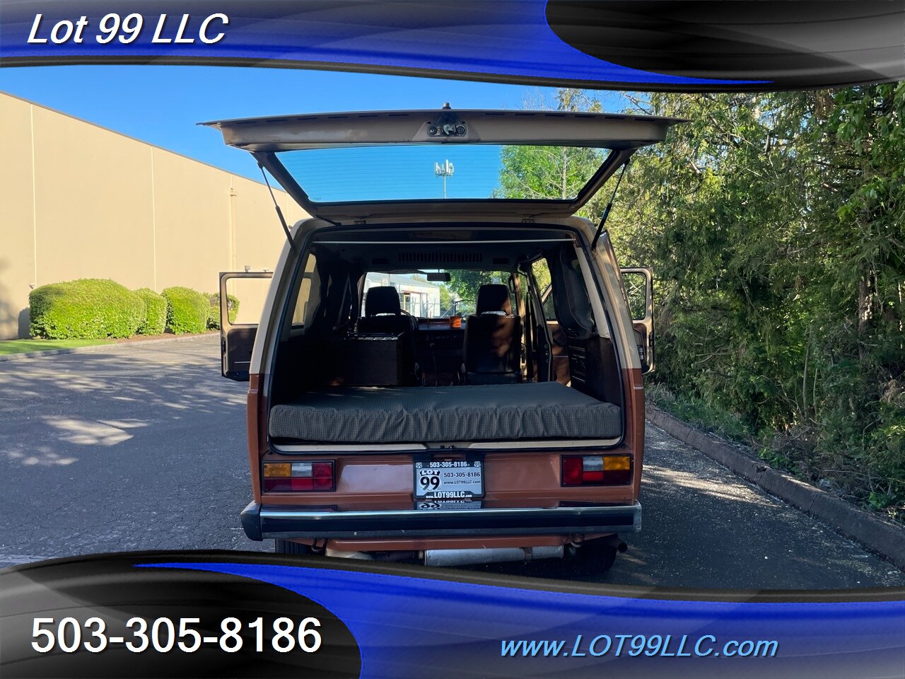 1981 Volkswagen Bus/Vanagon L w/ Sink-NEW BED NEW UPHOLSTERY 173k Miles   - Photo 41 - Milwaukie, OR 97267