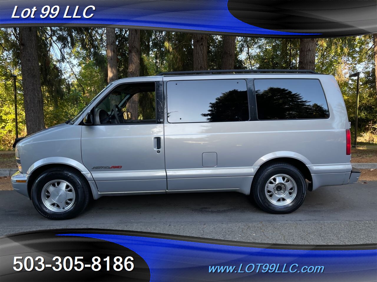 2000 Chevrolet Astro LS Extended ** AWD ** Passenger Van   - Photo 1 - Milwaukie, OR 97267