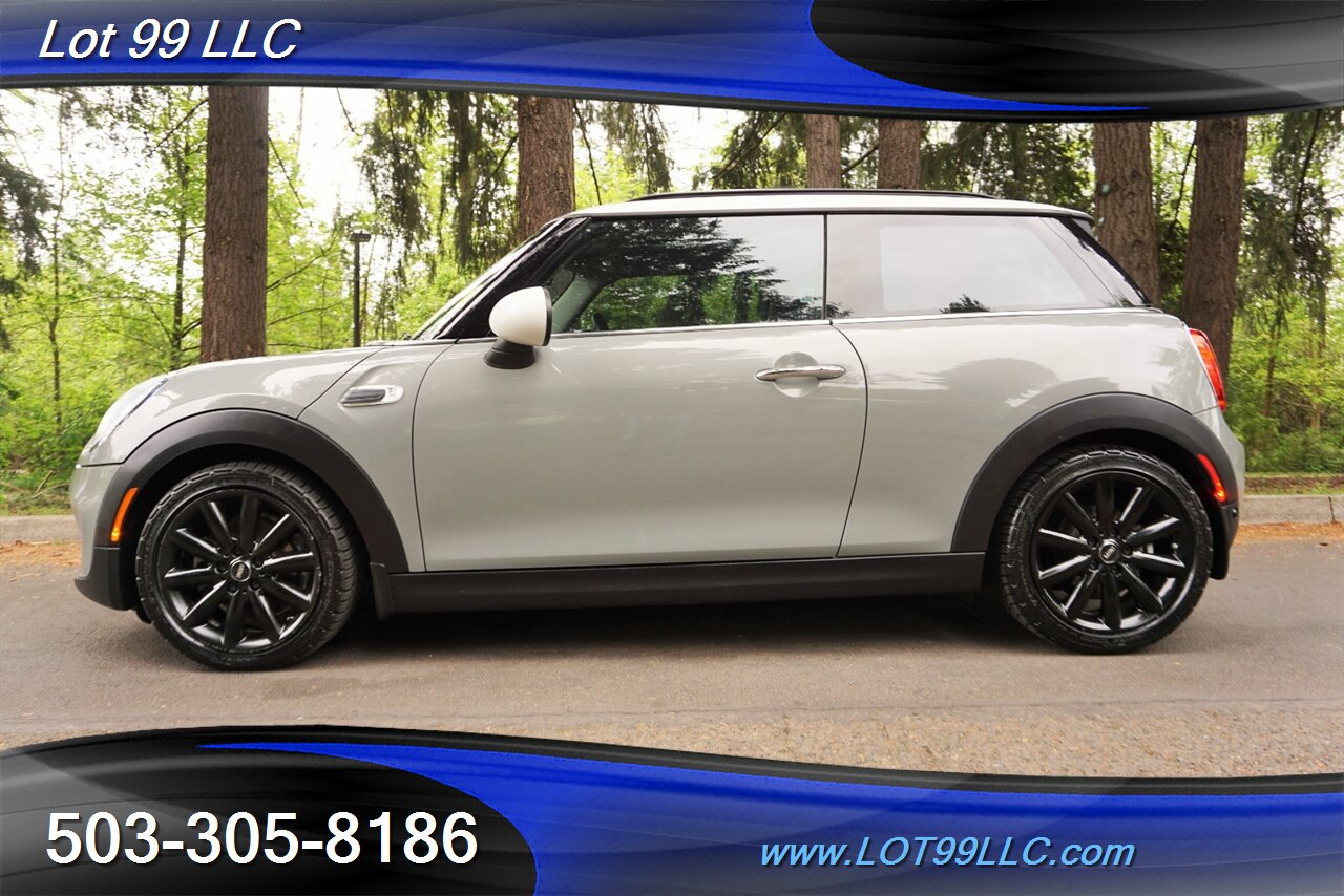 2015 MINI Cooper 3-door 3-door 2 Dr Heated Leather Pano Roof Black Wheels   - Photo 1 - Milwaukie, OR 97267