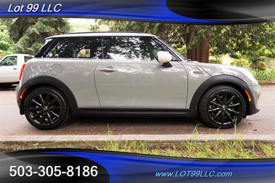 2015 MINI Cooper 3-door 3-door 2 Dr Heated Leather Pano Roof Black Wheels   - Photo 8 - Milwaukie, OR 97267