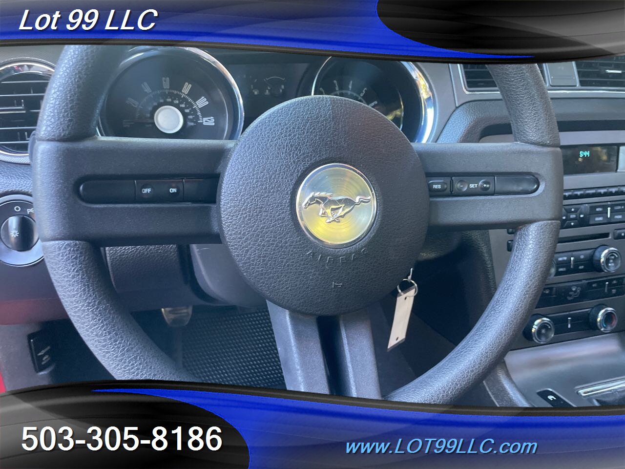 2010 Ford Mustang V6 Premium   - Photo 11 - Milwaukie, OR 97267