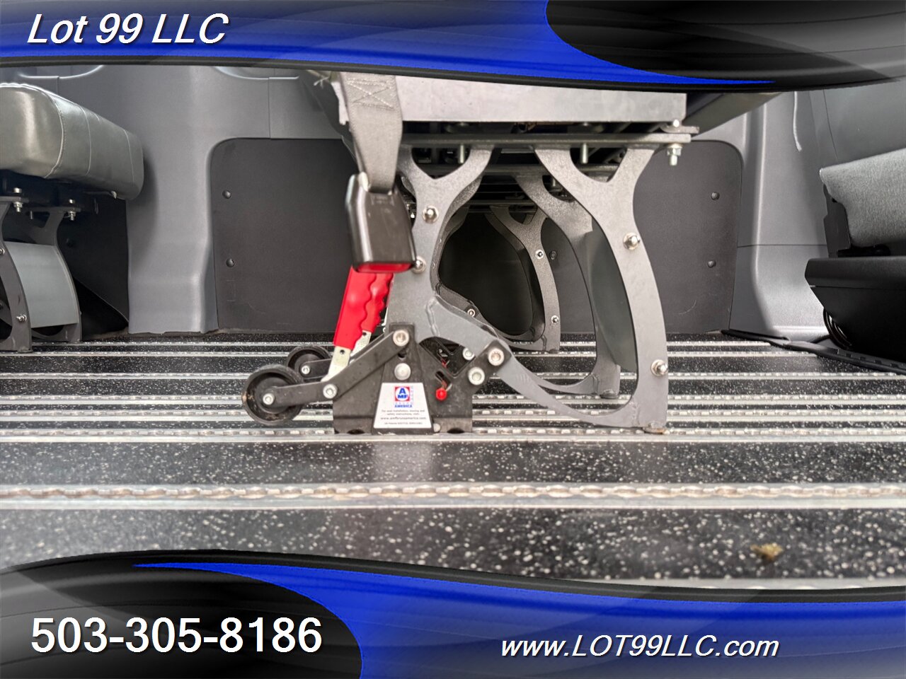 2018 Ford Transit Mid Roof 95k ** WHEELCHAIR VAN ** 5 Passenger Vinyl Seats Braun Rear Lift Backup Camera - Photo 5 - Milwaukie, OR 97267