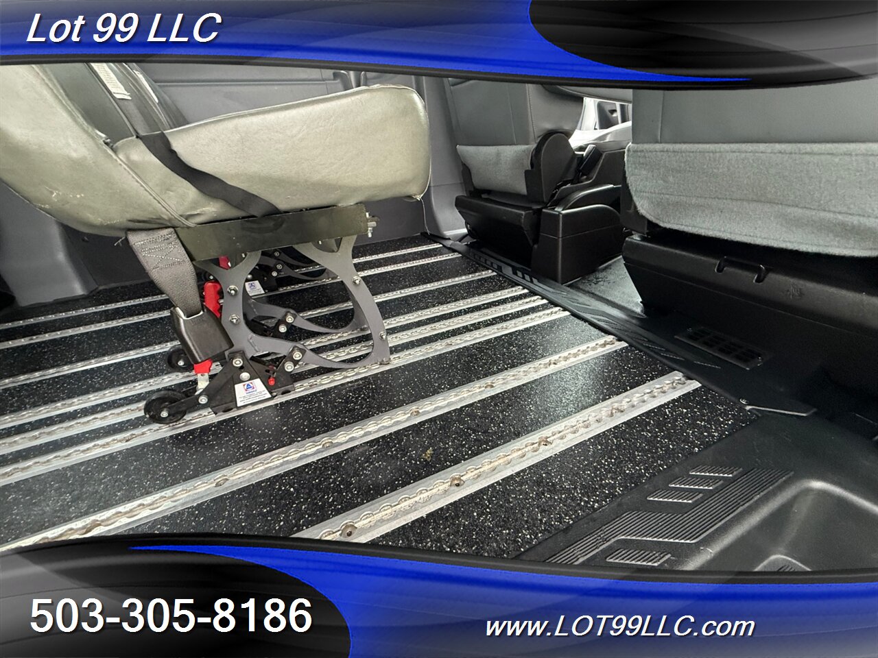 2018 Ford Transit Mid Roof 95k ** WHEELCHAIR VAN ** 5 Passenger Vinyl Seats Braun Rear Lift Backup Camera - Photo 60 - Milwaukie, OR 97267