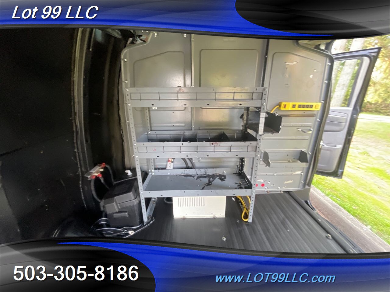 2015 Chevrolet Express 2500 Cargo Van 1-Owner  Black 104k Miles 4.8L V8   - Photo 16 - Milwaukie, OR 97267