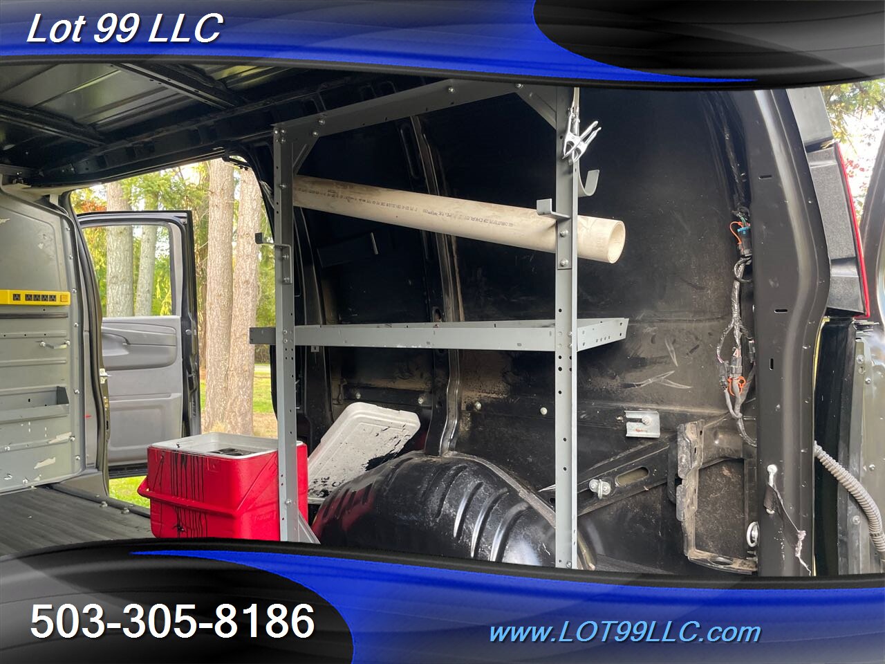 2015 Chevrolet Express 2500 Cargo Van 1-Owner  Black 104k Miles 4.8L V8   - Photo 20 - Milwaukie, OR 97267