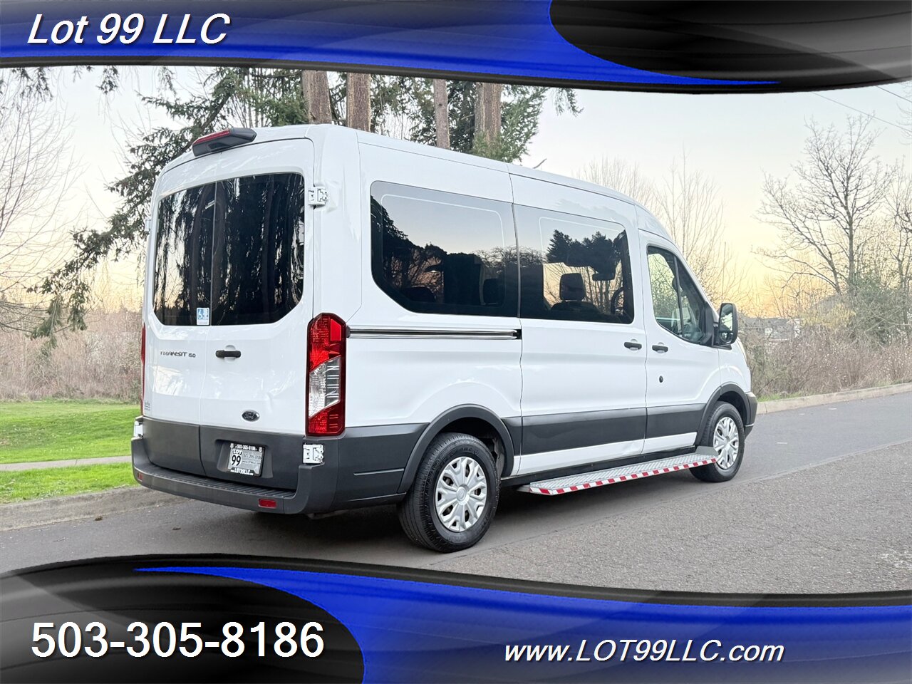 2018 Ford Transit MID Roof ** 54k ** WHEELCHAIR VAN** 5 Passenger  34 " BraunAbility Rear Lift 1-Owner Service History - Photo 11 - Milwaukie, OR 97267