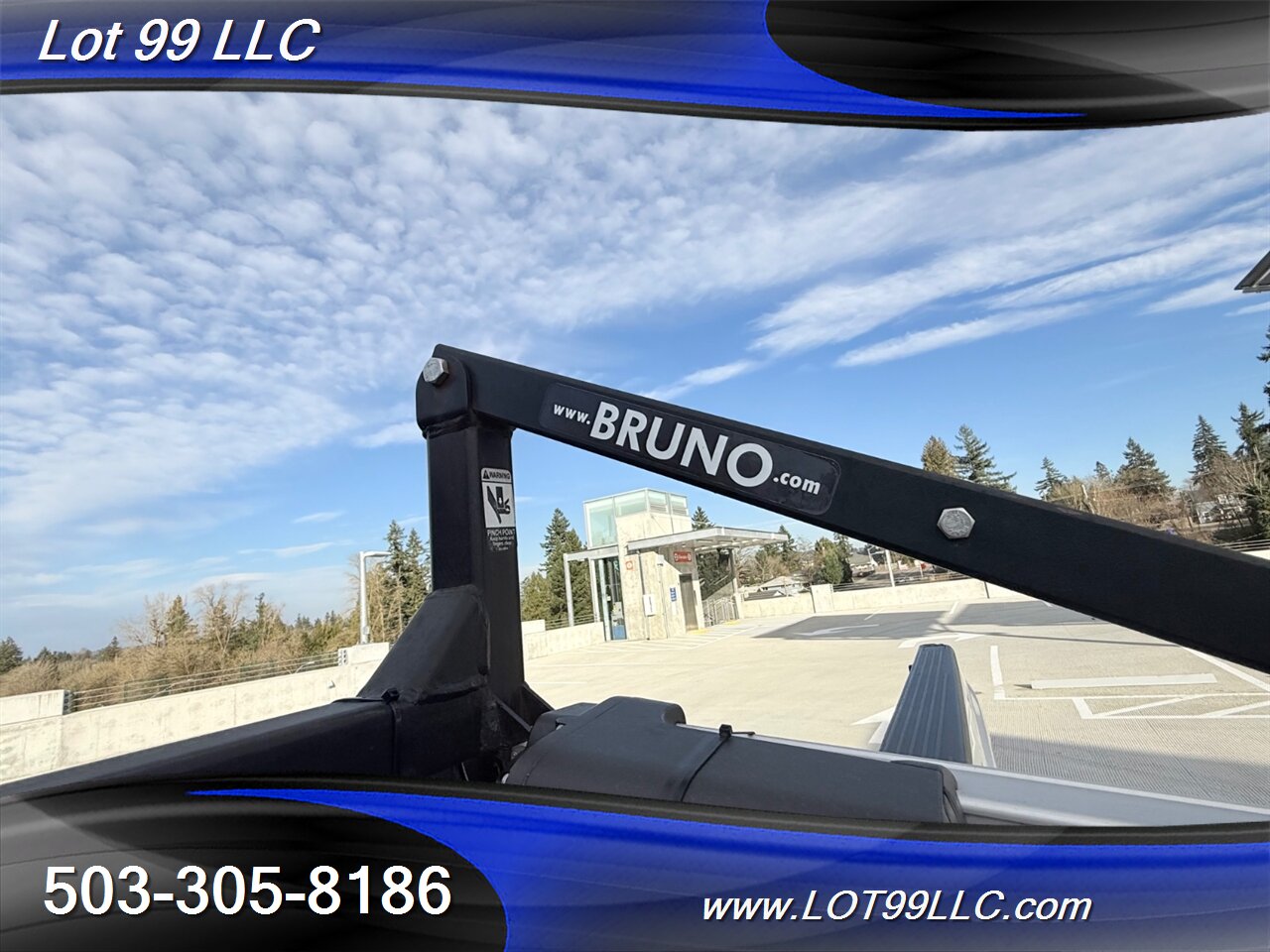 2015 Ford F-350 4x4 103k King Ranch FX4 Diesel 6.7L *WHEELCHAIR*  WHEELCHAIR LIFT and Accessibility Seats - Photo 61 - Milwaukie, OR 97267