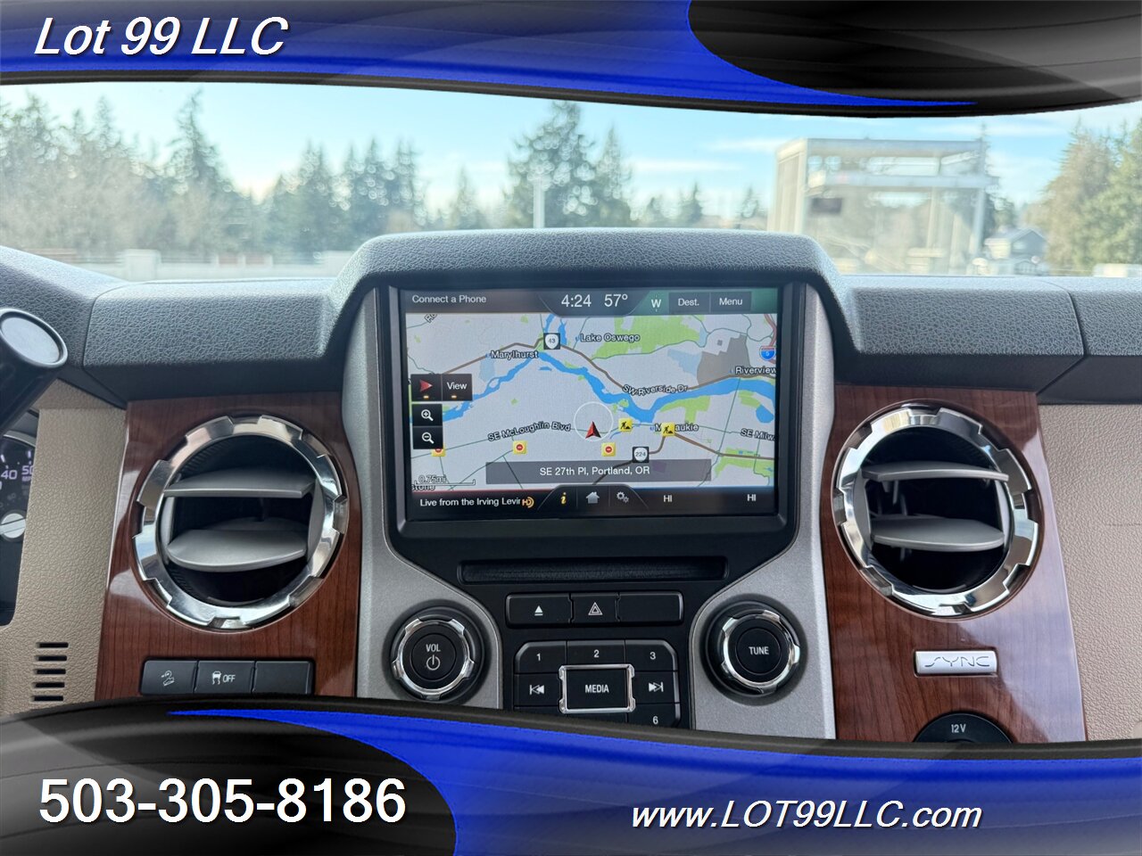 2015 Ford F-350 4x4 103k King Ranch FX4 Diesel 6.7L *WHEELCHAIR*  WHEELCHAIR LIFT and Accessibility Seats - Photo 17 - Milwaukie, OR 97267