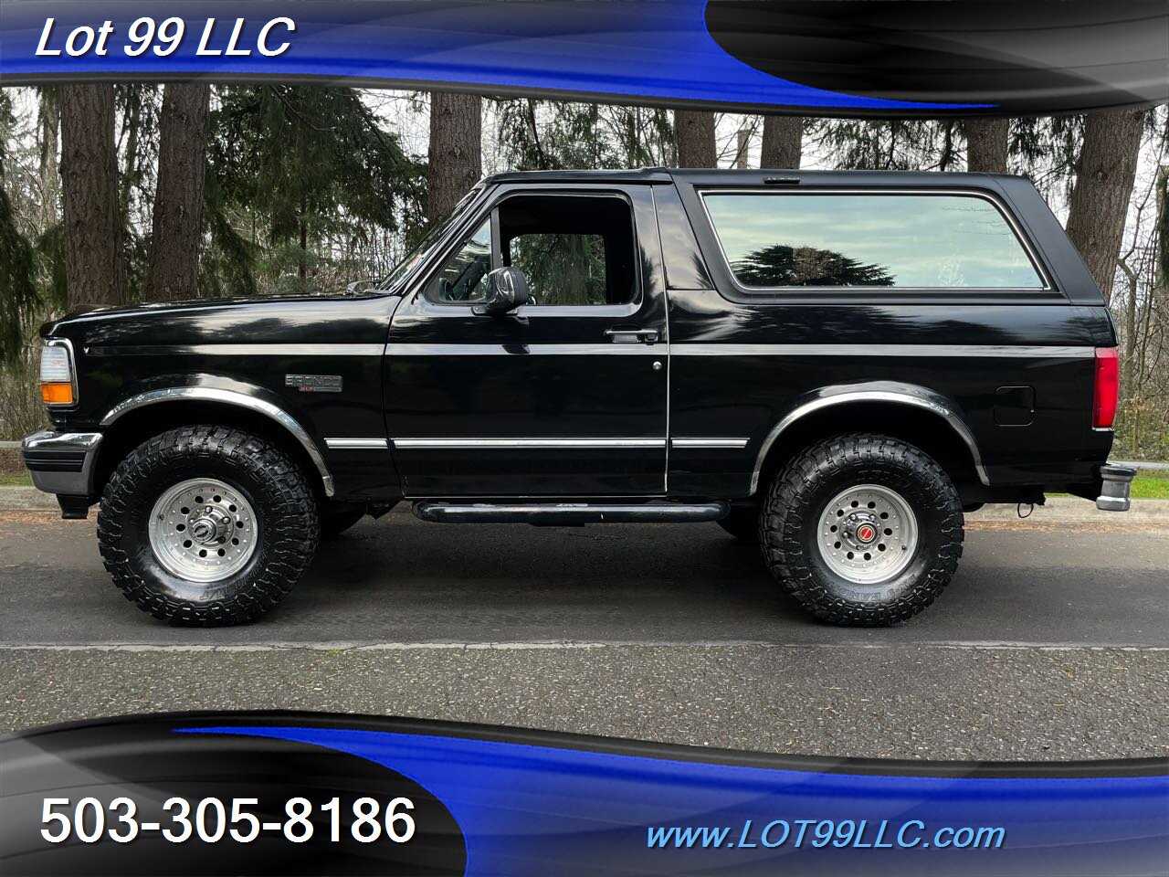 1993 Ford Bronco XLT 4x4 5.8L V8 New 33 " Tires and Carpet KIT   - Photo 1 - Milwaukie, OR 97267
