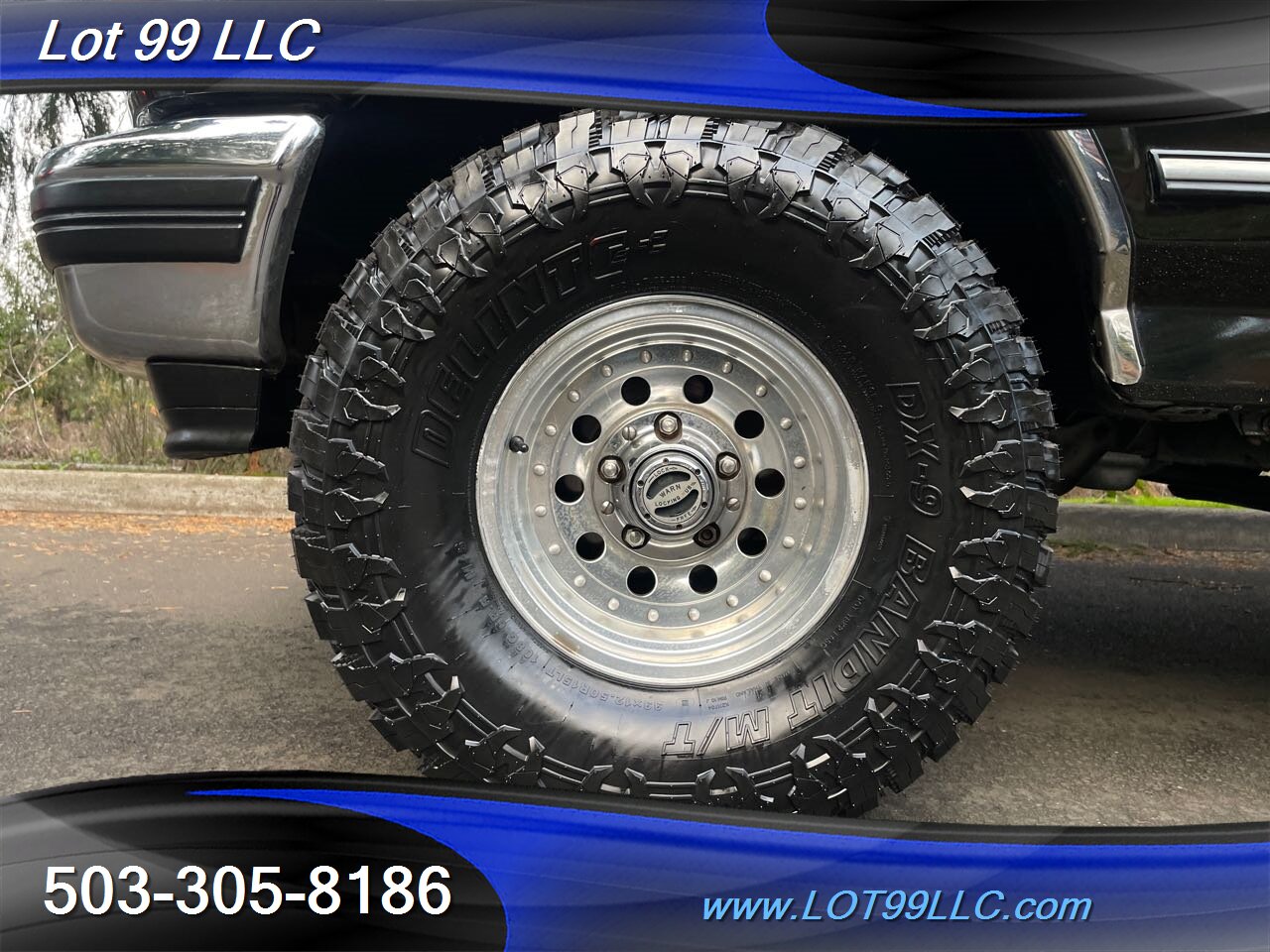 1993 Ford Bronco XLT 4x4 5.8L V8 New 33 " Tires and Carpet KIT   - Photo 17 - Milwaukie, OR 97267