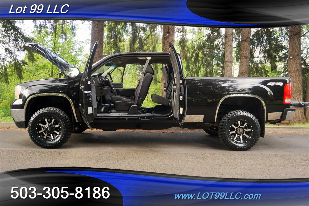 2013 GMC Sierra 2500 Extra Cab V8 Automatic LIFTED 18 Wheels NEW TIRES   - Photo 25 - Milwaukie, OR 97267