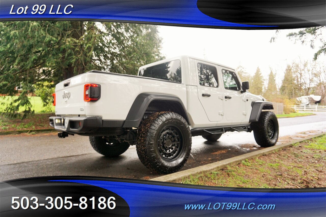 2020 Jeep Gladiator Overland 4X4 Heated Leather LIFTED 20S 37S   - Photo 9 - Milwaukie, OR 97267