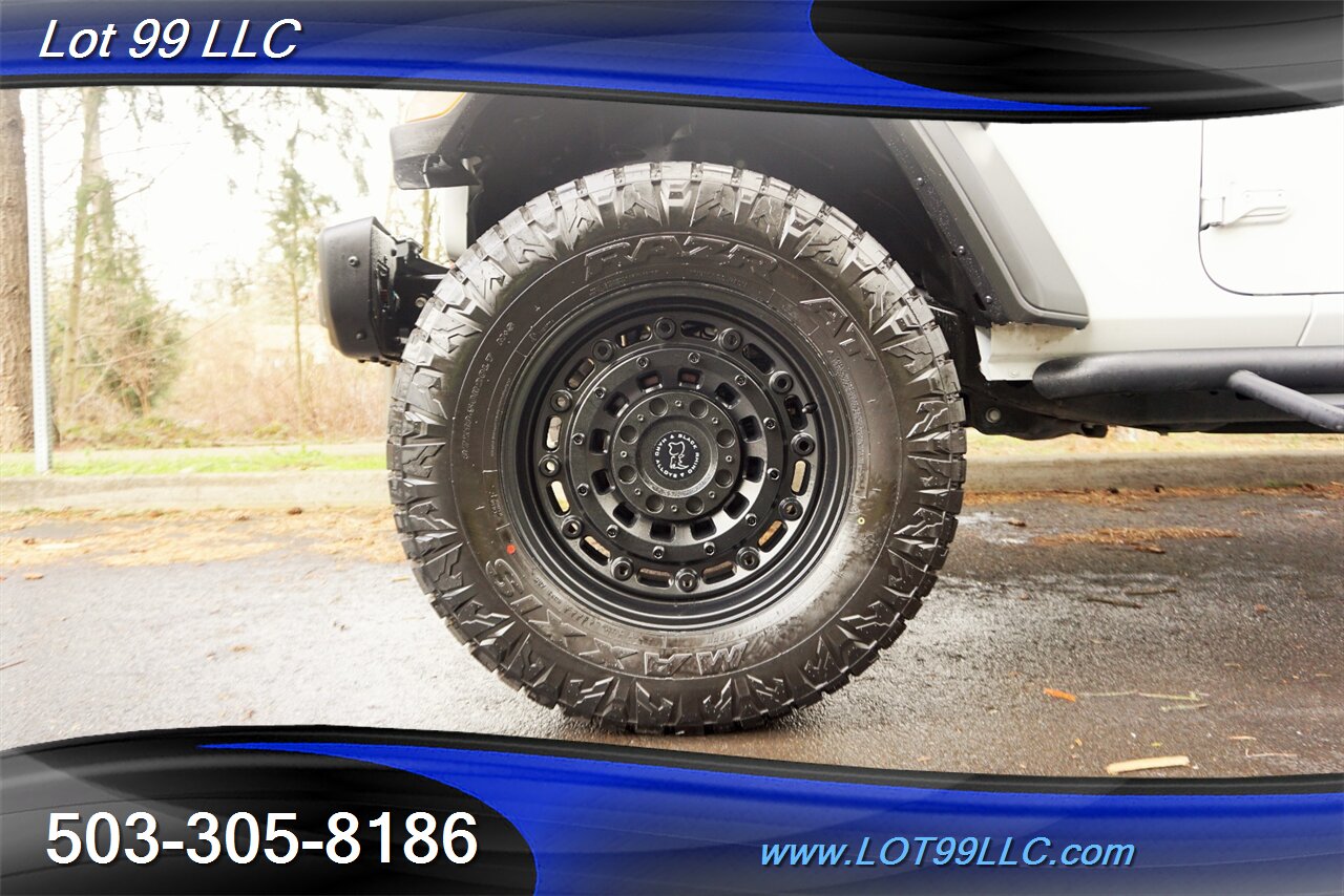 2020 Jeep Gladiator Overland 4X4 Heated Leather LIFTED 20S 37S   - Photo 38 - Milwaukie, OR 97267