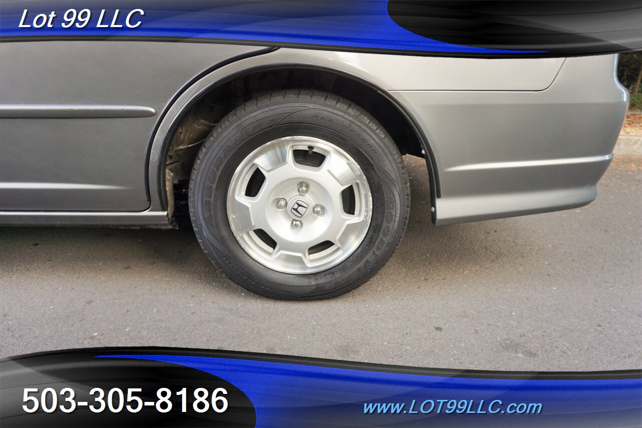 2005 Honda Civic Hybrid Sedan 1.3L 5 Speed Manual 45 MPG - Photo 35 - Milwaukie, OR 97267