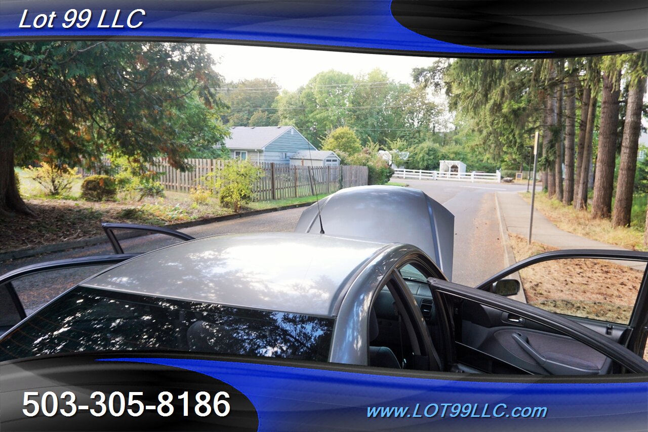 2005 Honda Civic Hybrid Sedan 1.3L 5 Speed Manual 45 MPG - Photo 32 - Milwaukie, OR 97267