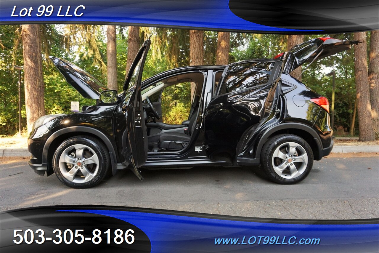 2018 Honda HR-V LX AWD 1.8L Automatic New Tires 2 OWNERS 31 MPG   - Photo 26 - Milwaukie, OR 97267