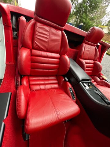 1992 Chevrolet Corvette Convertible ** 53k Miles ** Red Interior   - Photo 32 - Milwaukie, OR 97267
