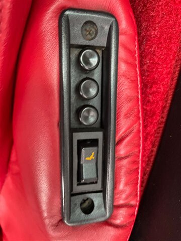 1992 Chevrolet Corvette Convertible ** 53k Miles ** Red Interior   - Photo 29 - Milwaukie, OR 97267