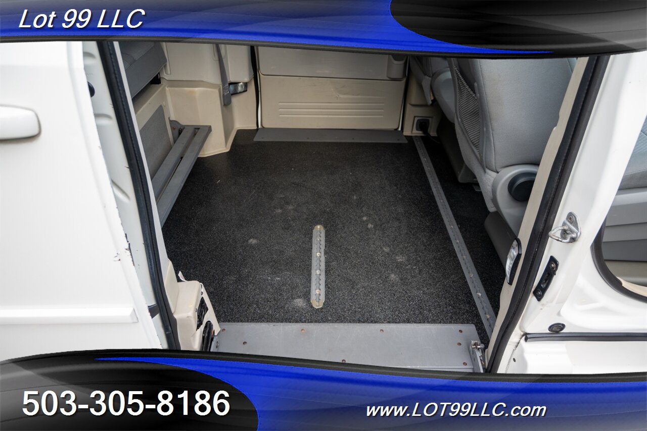 2010 Dodge Grand Caravan SE Only 97k WHEELCHAIR VAN   - Photo 18 - Milwaukie, OR 97267
