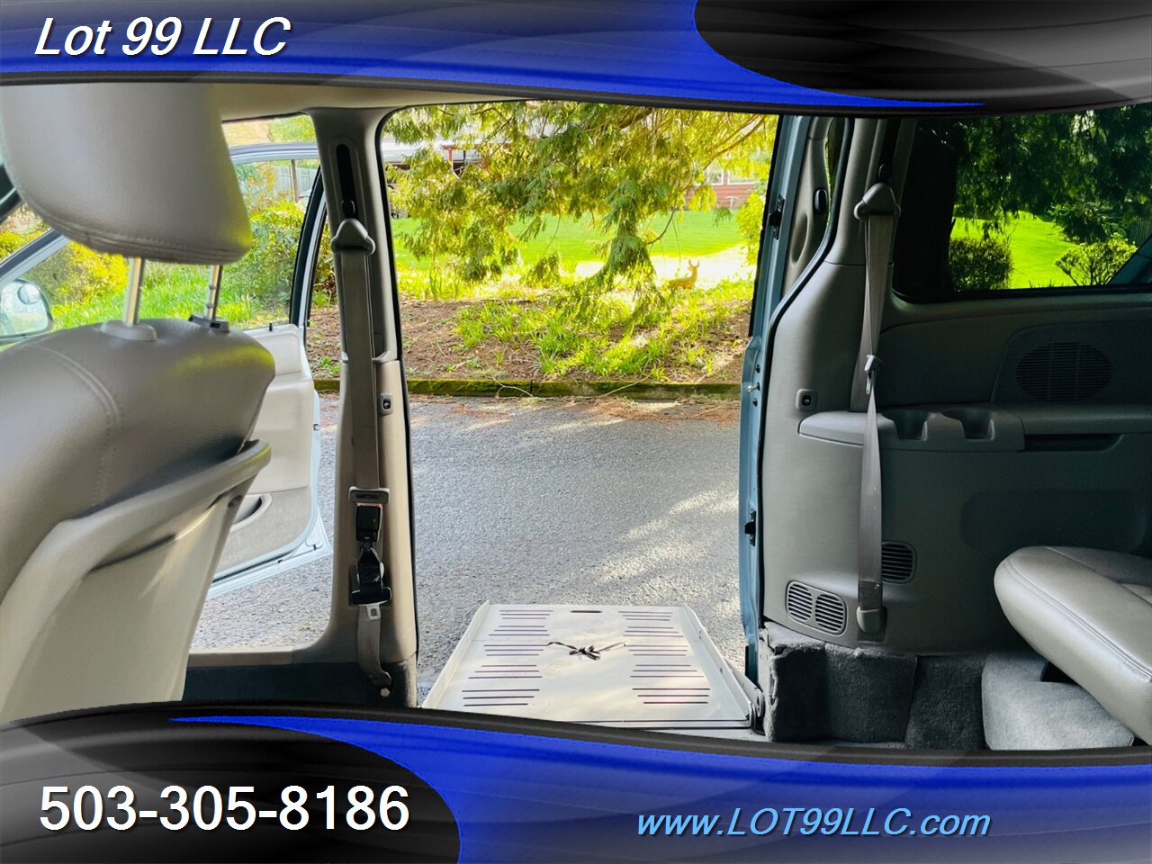 2003 Chrysler Town & Country LXi WHEELCHAIR VAN Htd Leather Hand Controls   - Photo 60 - Milwaukie, OR 97267