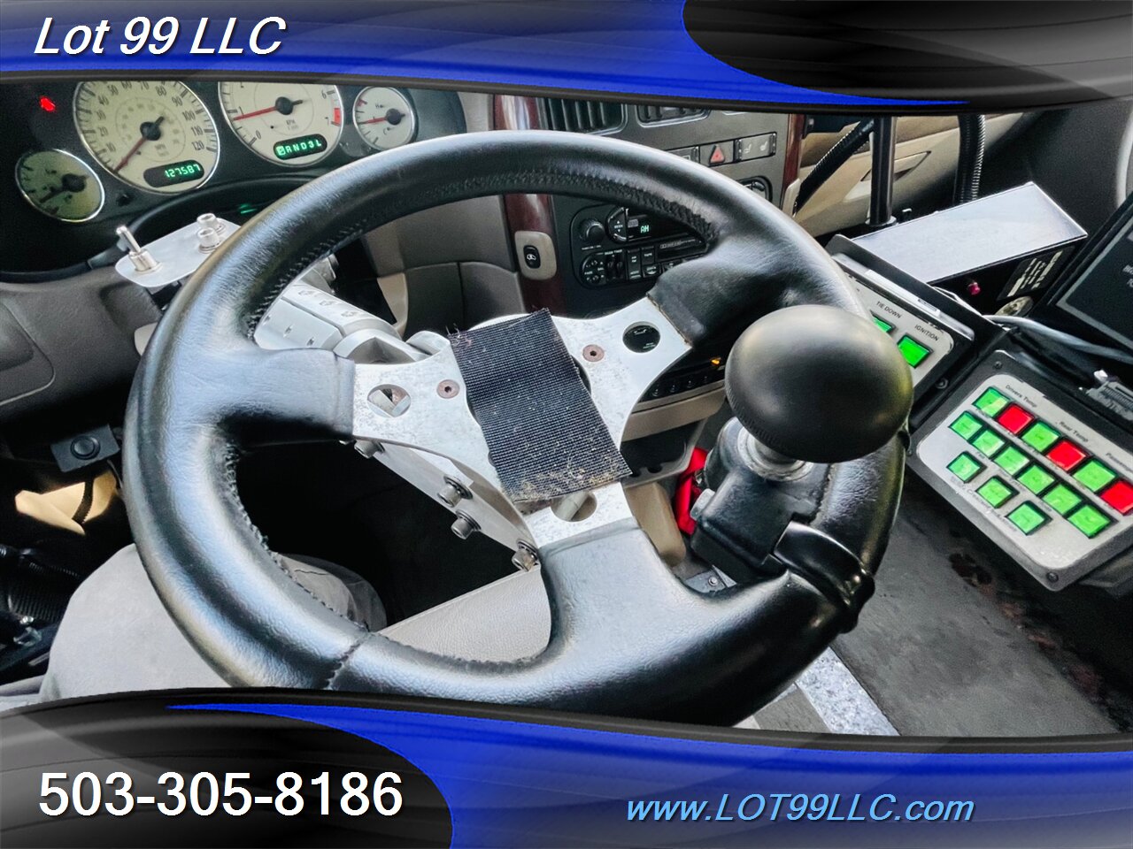 2003 Chrysler Town & Country LXi WHEELCHAIR VAN Htd Leather Hand Controls   - Photo 4 - Milwaukie, OR 97267