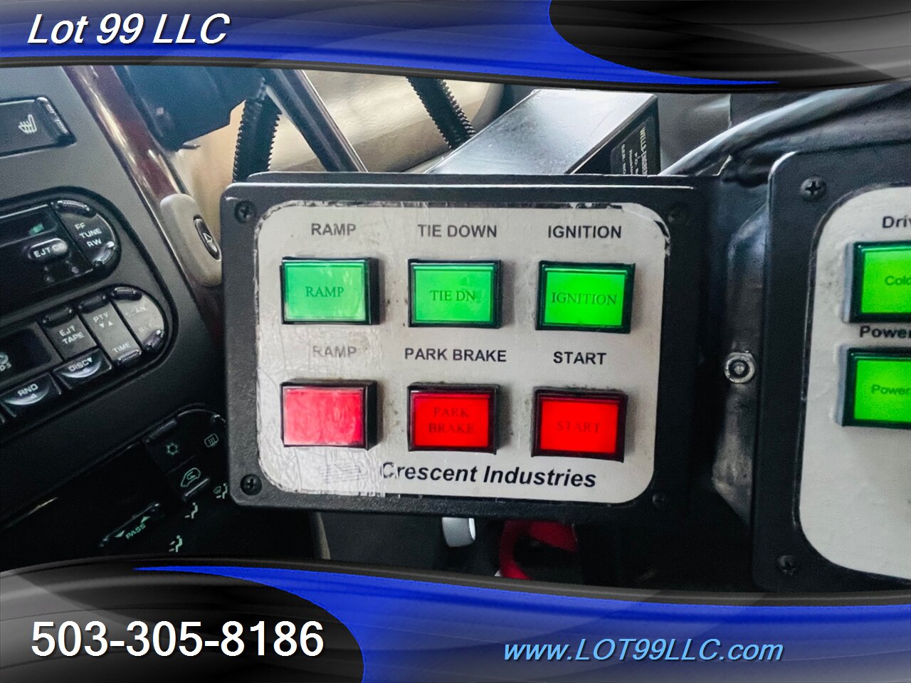2003 Chrysler Town & Country LXi WHEELCHAIR VAN Htd Leather Hand Controls   - Photo 7 - Milwaukie, OR 97267