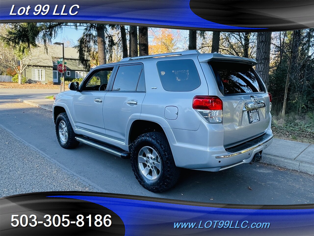2013 Toyota 4Runner SR5 4x4 ** 3rd Row**  Tow Roof   - Photo 8 - Milwaukie, OR 97267
