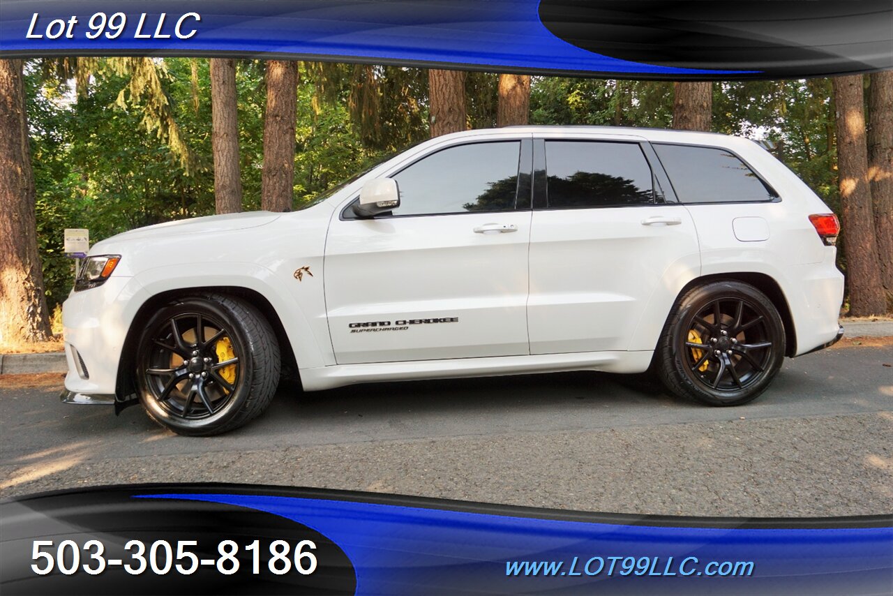 2021 Jeep Grand Cherokee Trackhawk AWD 46K GPS Pano LOWERED Exhaust 20S   - Photo 5 - Milwaukie, OR 97267