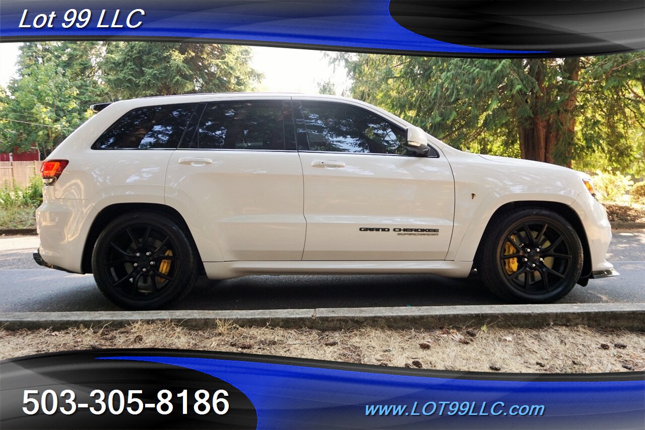 2021 Jeep Grand Cherokee Trackhawk AWD 46K GPS Pano LOWERED Exhaust 20S   - Photo 8 - Milwaukie, OR 97267