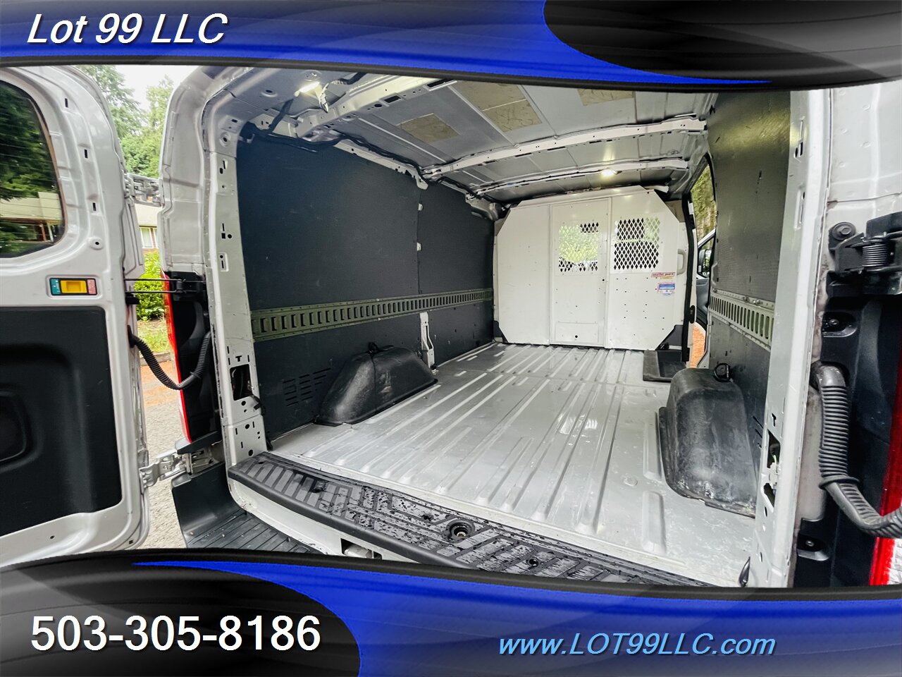2015 Ford Transit CARGO VAN  71K Leather Divider Wall   - Photo 20 - Milwaukie, OR 97267