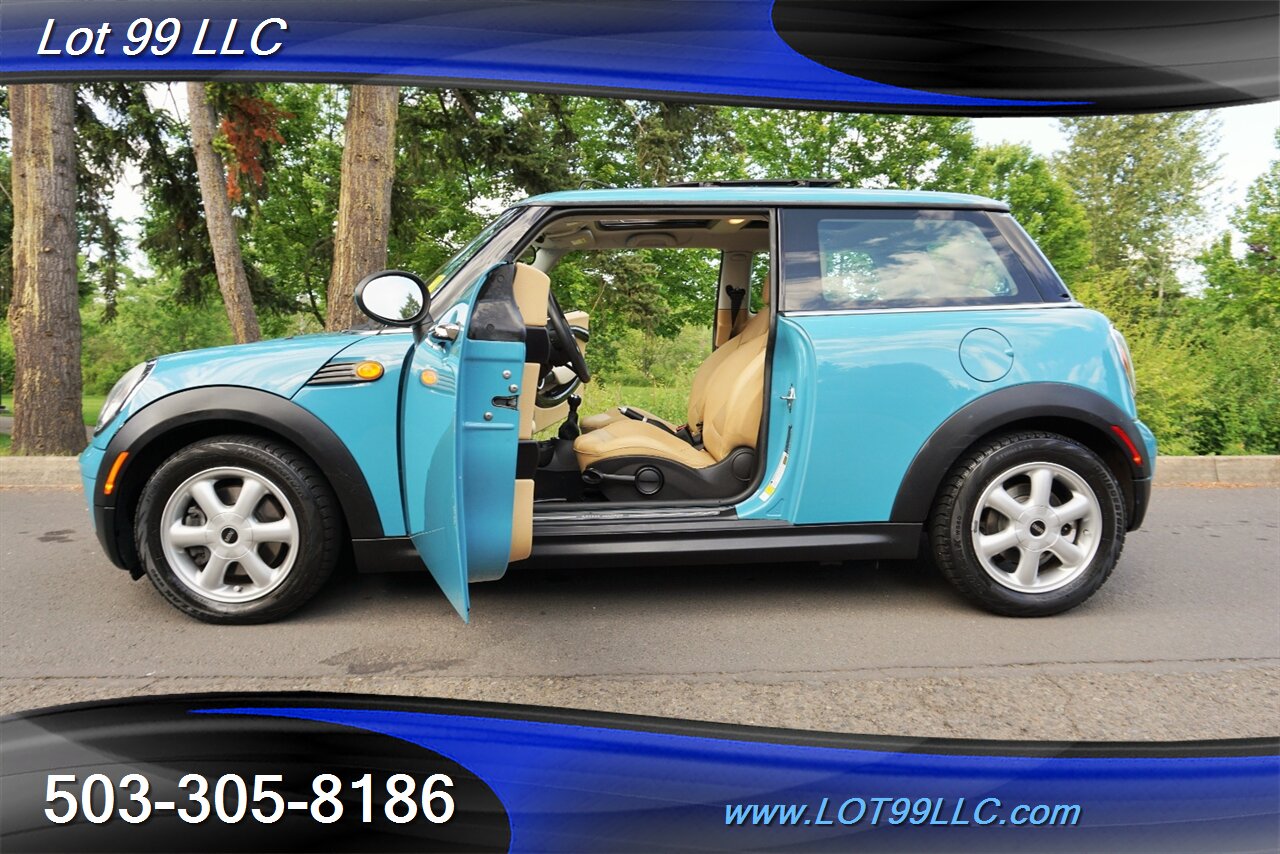 2007 MINI Cooper Base Only 32K Heated Leather Pano Roof 6 Speed   - Photo 25 - Milwaukie, OR 97267