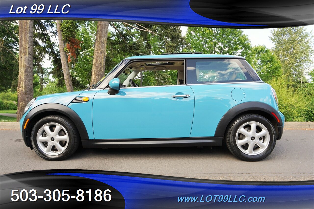2007 MINI Cooper Base Only 32K Heated Leather Pano Roof 6 Speed   - Photo 1 - Milwaukie, OR 97267