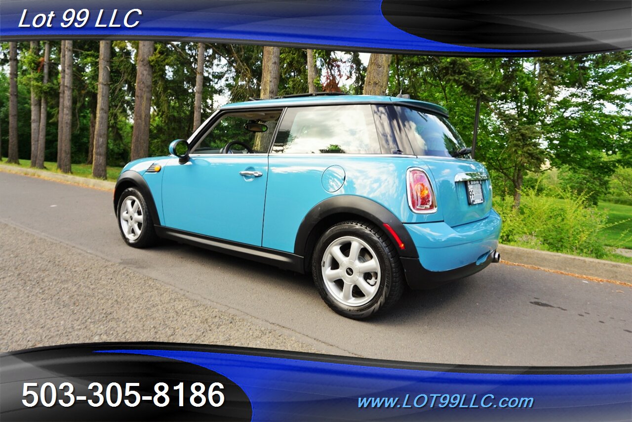 2007 MINI Cooper Base Only 32K Heated Leather Pano Roof 6 Speed   - Photo 12 - Milwaukie, OR 97267
