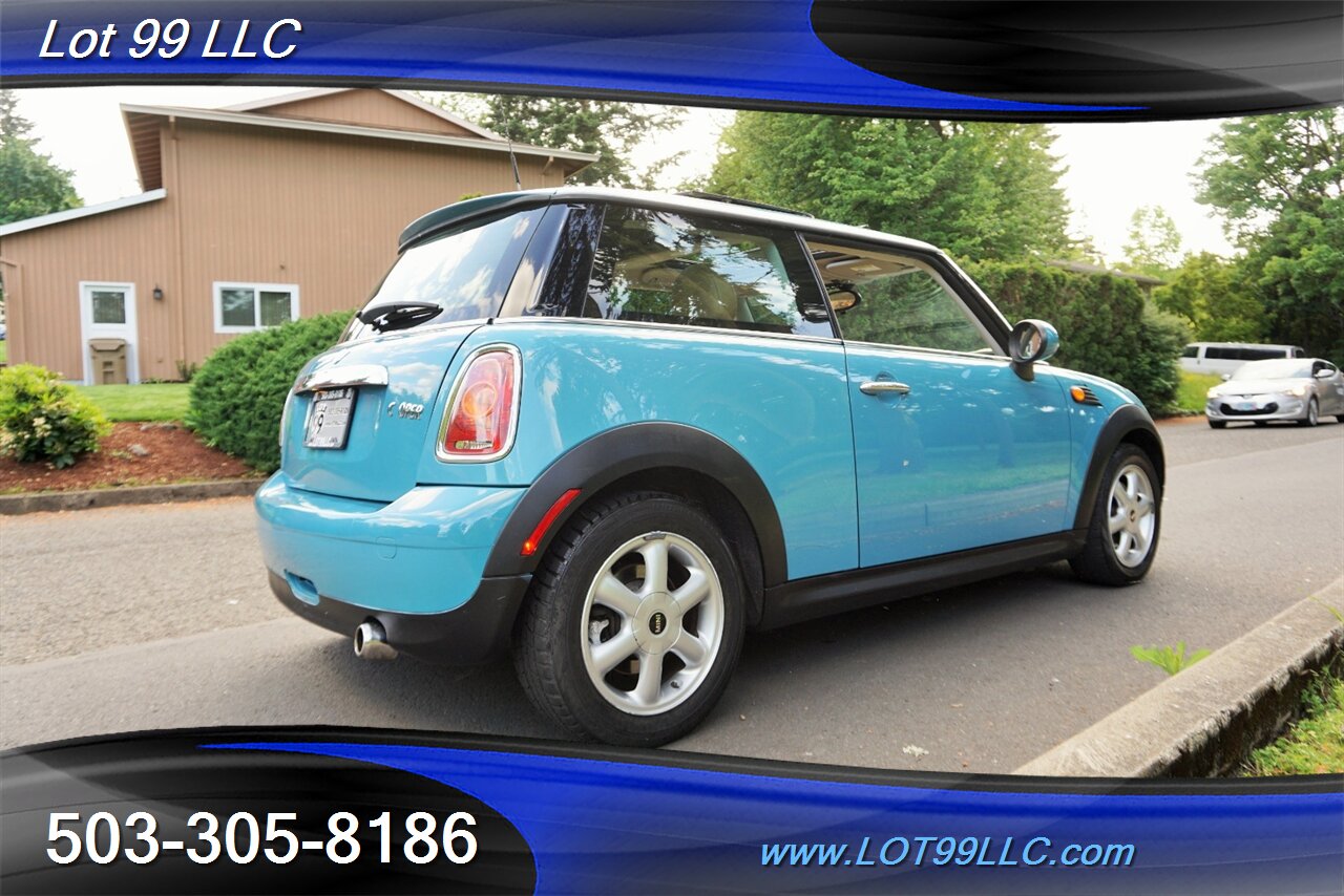 2007 MINI Cooper Base Only 32K Heated Leather Pano Roof 6 Speed   - Photo 9 - Milwaukie, OR 97267