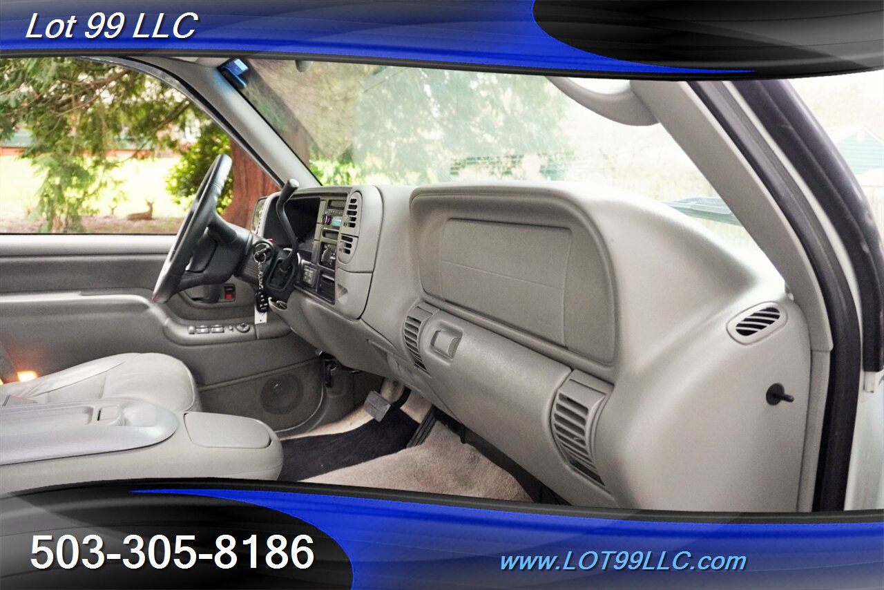 1998 Chevrolet Suburban K1500 LT 4X4 V8 5.7L Auto Leather LITED Premium Wheels Newer Tires NO RUST ROOF RACK - Photo 17 - Milwaukie, OR 97267