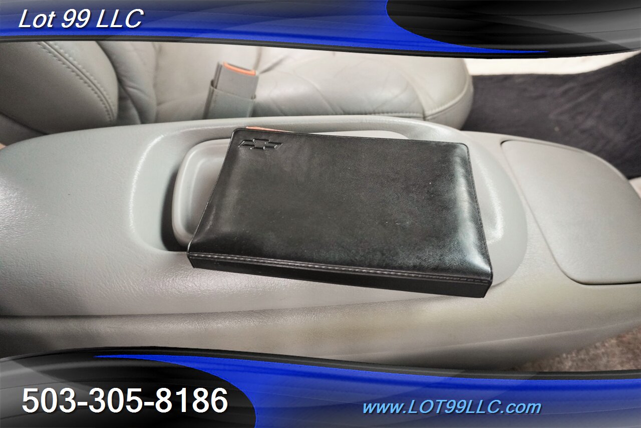 1998 Chevrolet Suburban K1500 LT 4X4 V8 5.7L Auto Leather LITED Premium Wheels Newer Tires NO RUST ROOF RACK - Photo 33 - Milwaukie, OR 97267