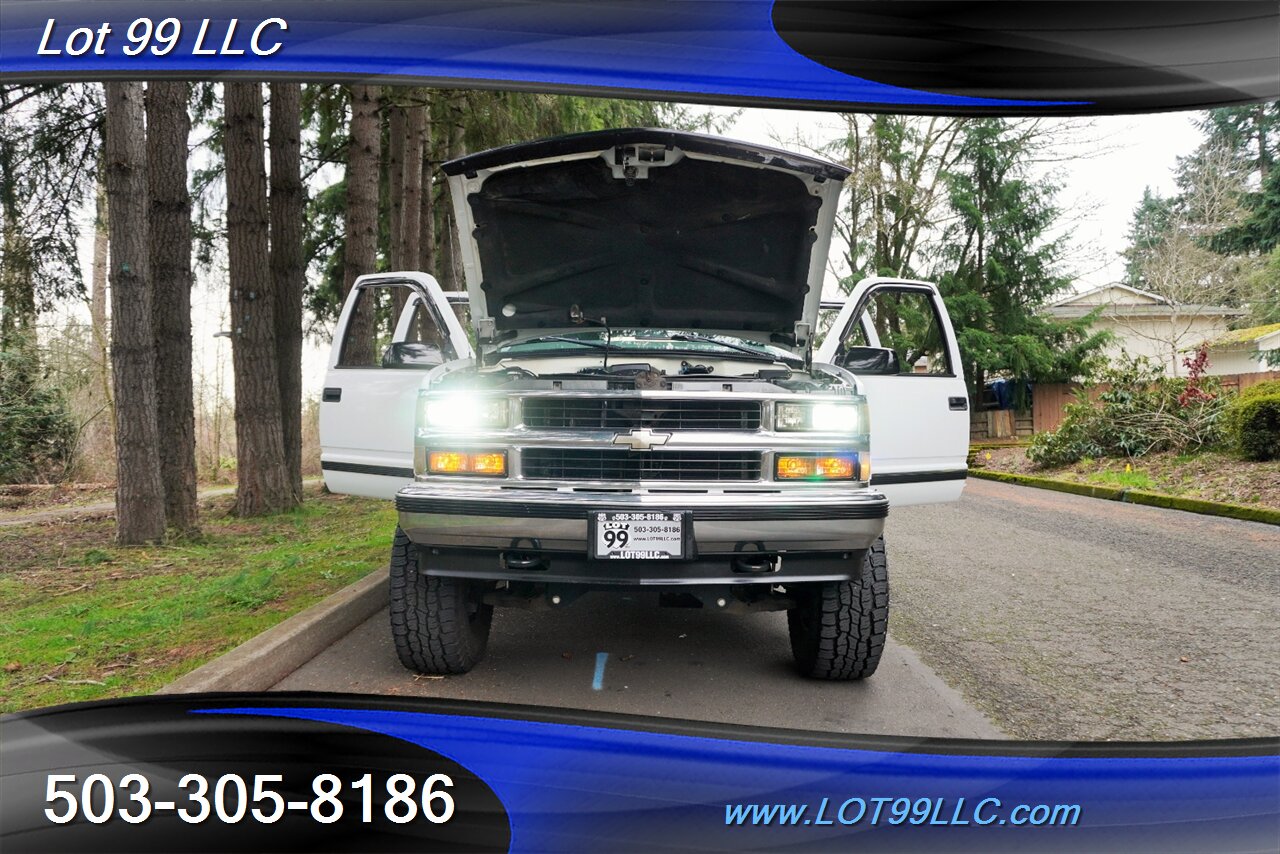 1998 Chevrolet Suburban K1500 LT 4X4 V8 5.7L Auto Leather LITED Premium Wheels Newer Tires NO RUST ROOF RACK - Photo 27 - Milwaukie, OR 97267