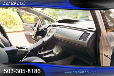 2012 Toyota Prius One 1.8L Auto Heated Leather GPS Newer Tires   - Photo 16 - Milwaukie, OR 97267