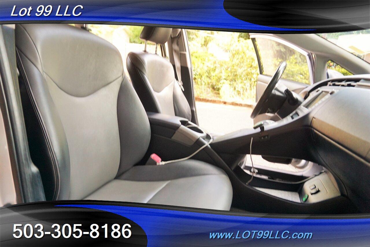 2012 Toyota Prius One 1.8L Auto Heated Leather GPS Newer Tires   - Photo 17 - Milwaukie, OR 97267