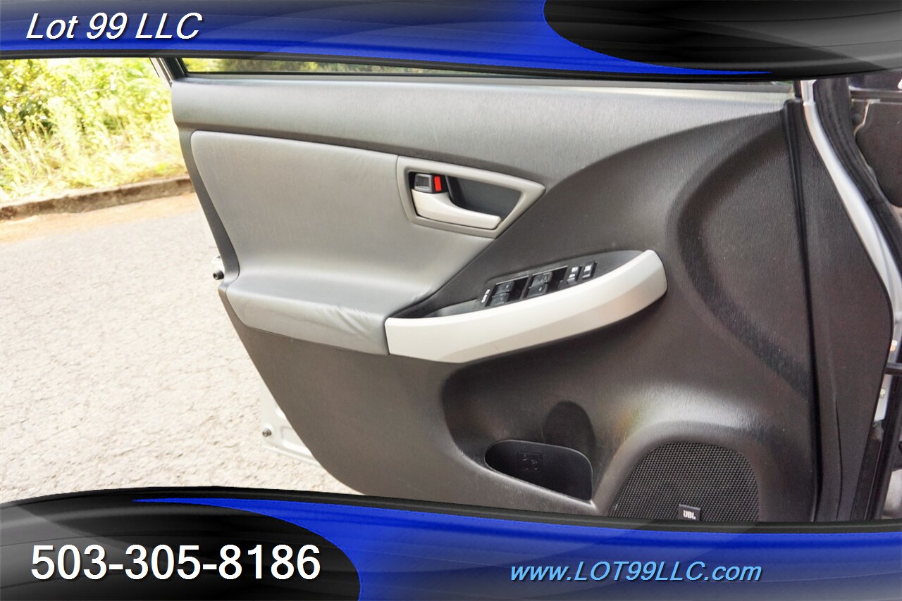 2012 Toyota Prius One 1.8L Auto Heated Leather GPS Newer Tires   - Photo 19 - Milwaukie, OR 97267